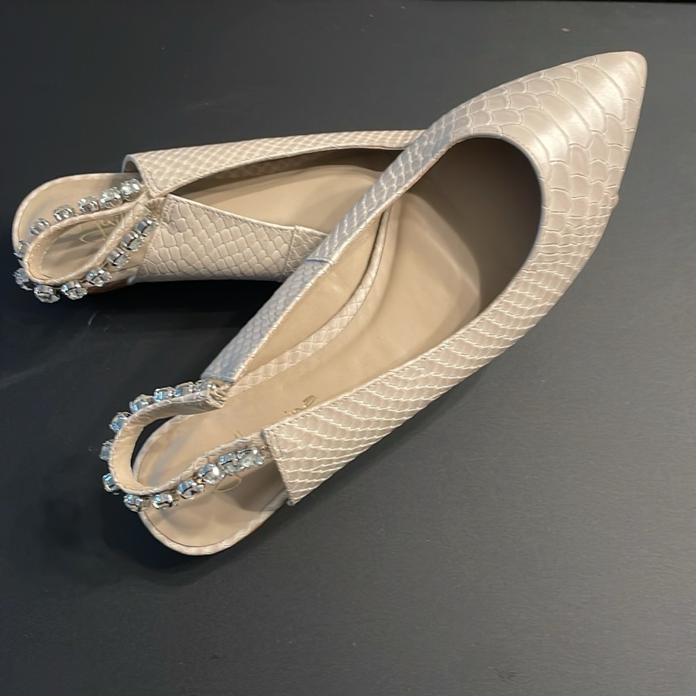 Guilhermina Embossed Leather Flats Sz 7 Ivory Bedazzled Glam Wedding Guest Party